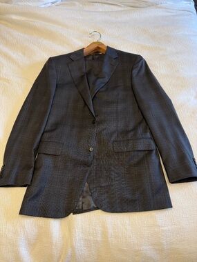 Canali Men's 2-Piece Wool Suit - Grey - Size EU 54 L / US 44 Long (Drop 7)